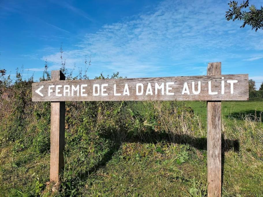 Gite La Dame Au Lit Gite A La Ferme Momignies Екстер'єр фото