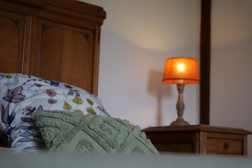 Gite La Dame Au Lit Gite A La Ferme Momignies Екстер'єр фото